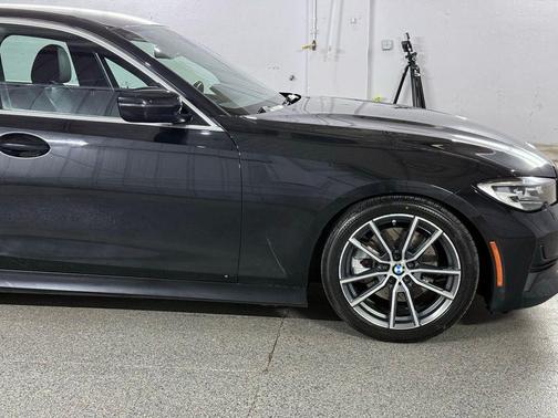 Black Sapphire Metallic 2020 BMW 330 xDrive