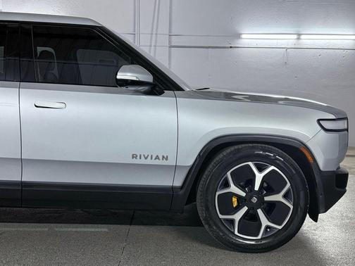 2022 Rivian R1T Adventure