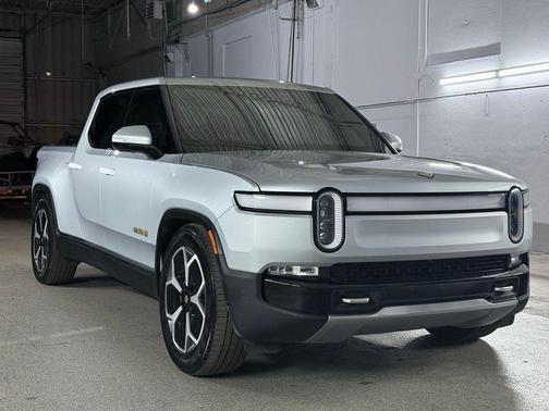 2022 Rivian R1T Adventure