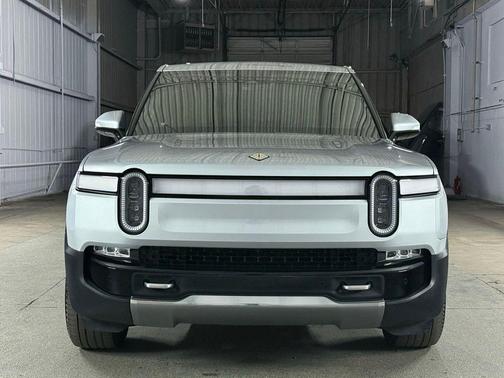 2022 Rivian R1T Adventure