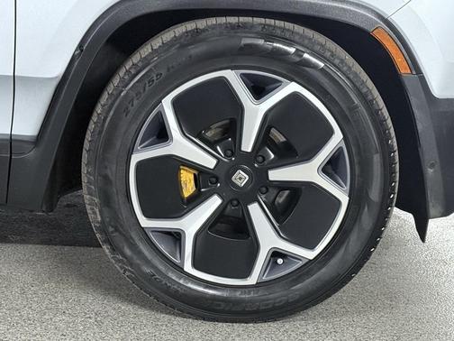 2022 Rivian R1T Adventure