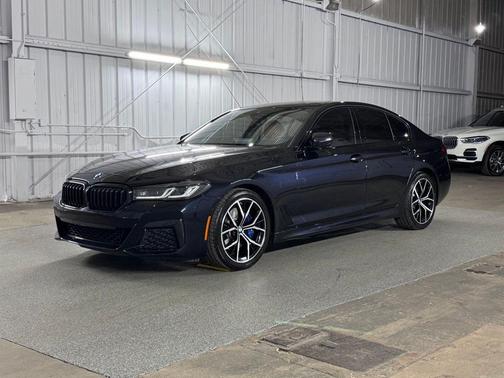 Carbon Black Metallic 2023 BMW 530 i xDrive