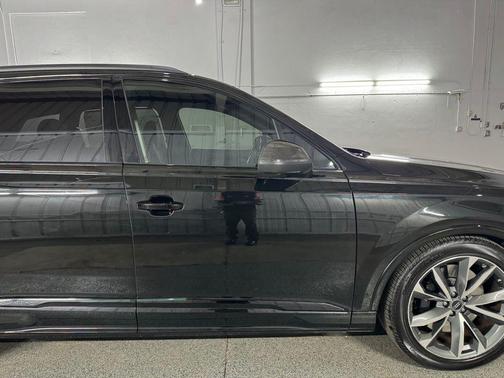 2023 Audi SQ7 4.0T Prestige