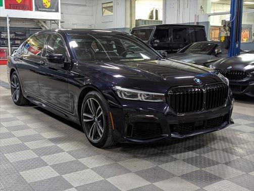 2022 BMW 750 i xDrive
