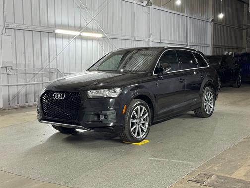 Black 2017 Audi Q7 3.0T Premium Plus