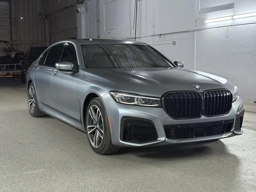 2022 BMW 750 i xDrive