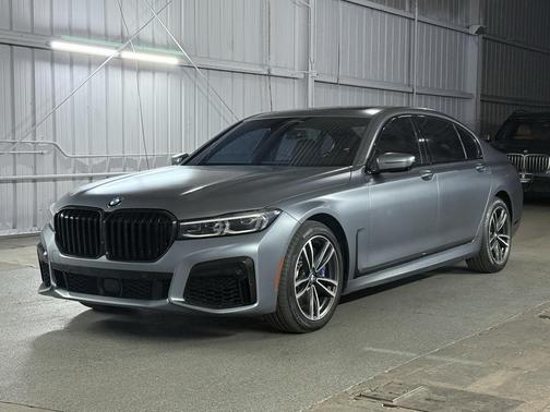 2022 BMW 750 i xDrive