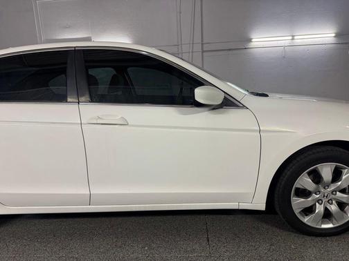 Taffeta White 2009 Honda Accord EX