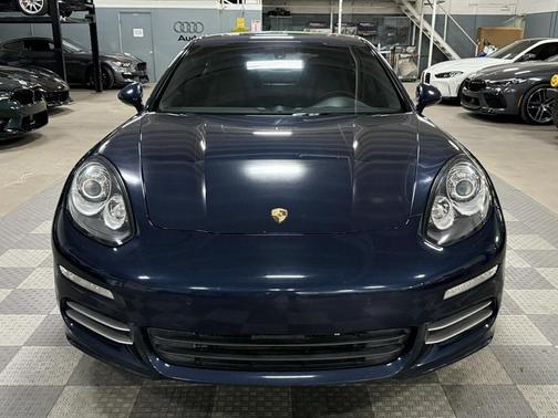 2015 Porsche Panamera 4S