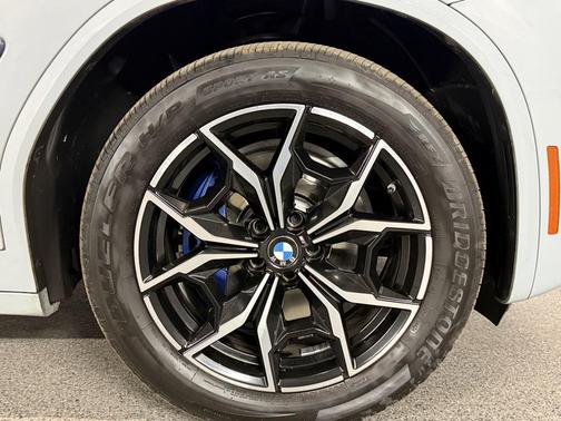 2022 BMW X3 M40i