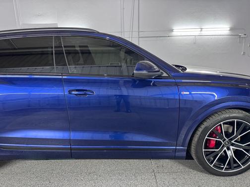Navarra Blue Metallic 2021 Audi Q8 55 Prestige