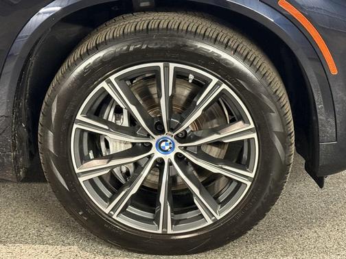 2022 BMW X5 PHEV xDrive45e