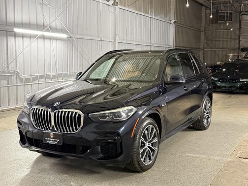 2022 BMW X5 PHEV xDrive45e