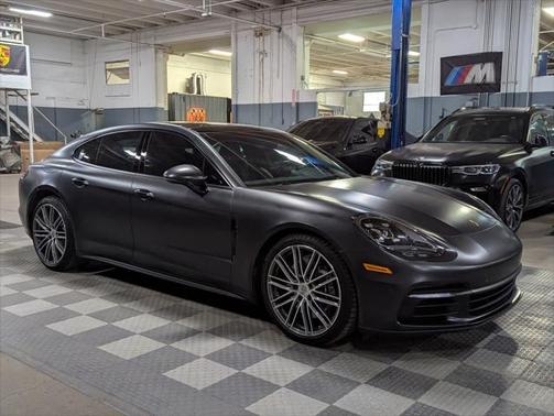 2020 Porsche Panamera 4