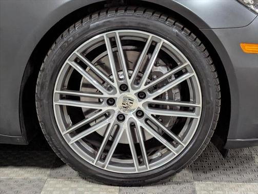 2020 Porsche Panamera 4