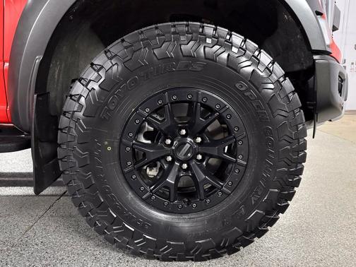 Orange Metallic 2023 Ford F-150 Raptor