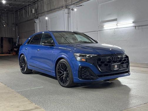 Ascari Blue Metallic 2024 Audi SQ8 4.0T Premium Plus