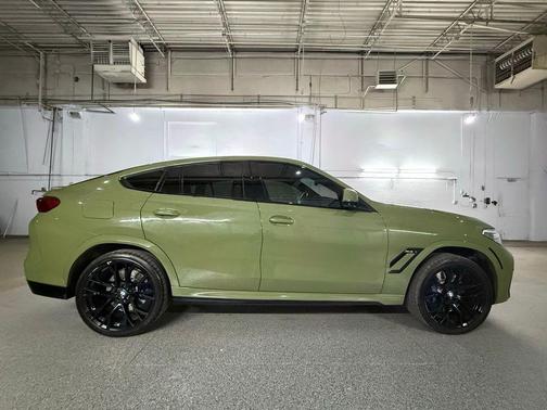 2021 BMW X6 M 