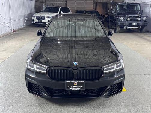 Black Sapphire Metallic 2023 BMW 540 i xDrive