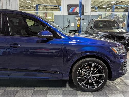 2021 Audi Q7 55 Prestige