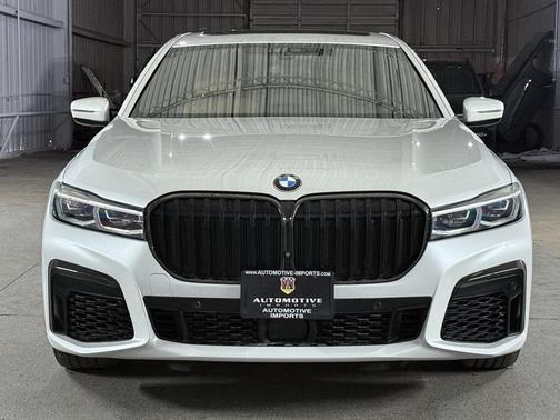 2022 BMW 750 i xDrive