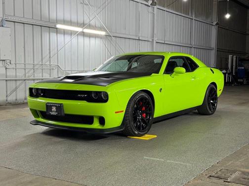 Sublime Pearl Coat 2015 Dodge Challenger SRT Hellcat