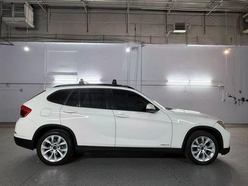 Mineral White Metallic 2014 BMW X1 xDrive 28i