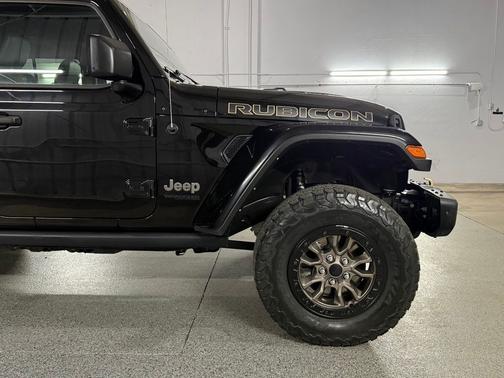 Black Clearcoat 2021 Jeep Wrangler Unlimited Rubicon 392