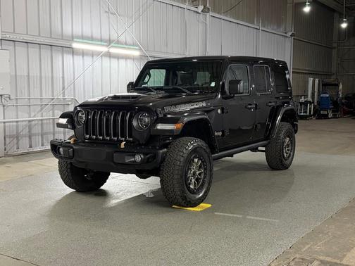 Black Clearcoat 2021 Jeep Wrangler Unlimited Rubicon 392