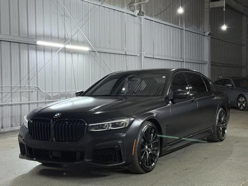 2022 BMW 750 i xDrive
