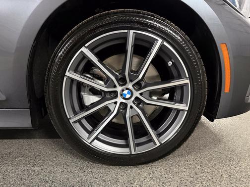 Mineral Gray Metallic 2021 BMW 330 i xDrive