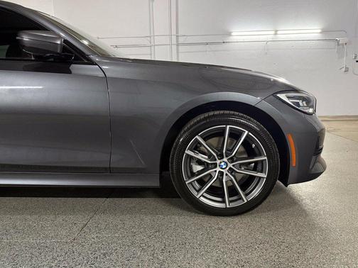 Mineral Gray Metallic 2021 BMW 330 i xDrive