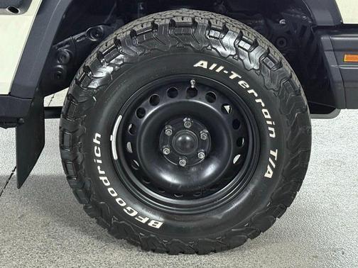 2024 INEOS Grenadier Trialmaster