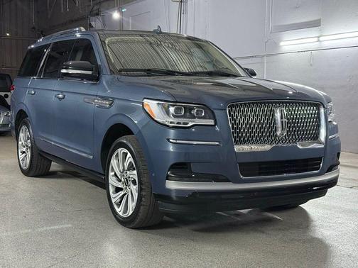 2023 Lincoln Navigator Reserve