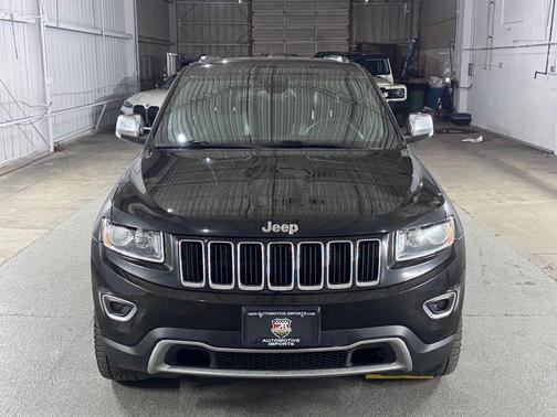 Brilliant Black Crystal Pearlcoat 2016 Jeep Grand Cherokee Limited
