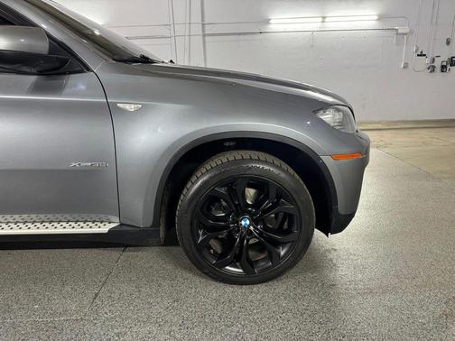 Space Gray Metallic 2013 BMW X6 xDrive35i