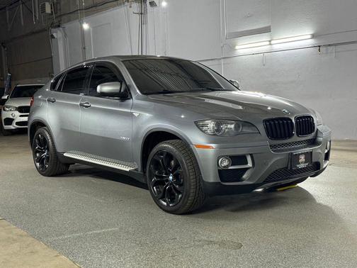 Space Gray Metallic 2013 BMW X6 xDrive35i