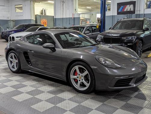 2018 Porsche 718 Cayman S