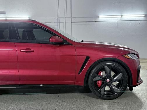 2023 Jaguar F-PACE SVR P550 AWD Automatic