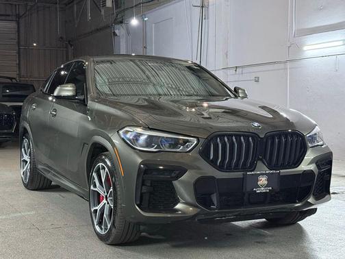 2023 BMW X6 M50i