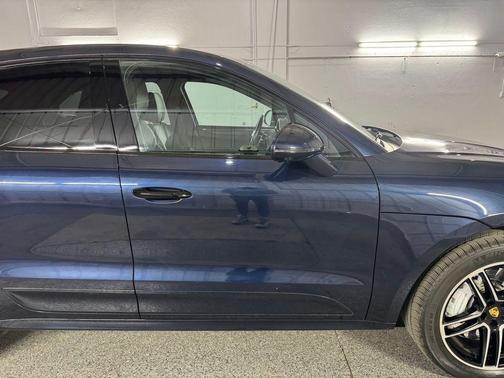 2021 Porsche Macan Turbo