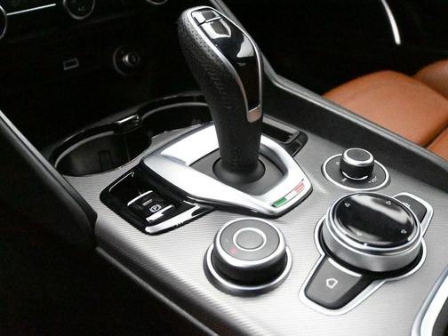 2021 Alfa Romeo Giulia Ti
