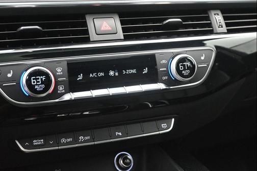Manhattan Gray Metallic 2019 Audi A4 45 Premium