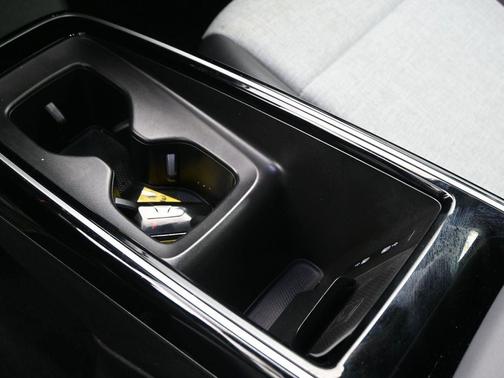 Deep Black Pearl 2023 Volkswagen ID.4 AWD Pro