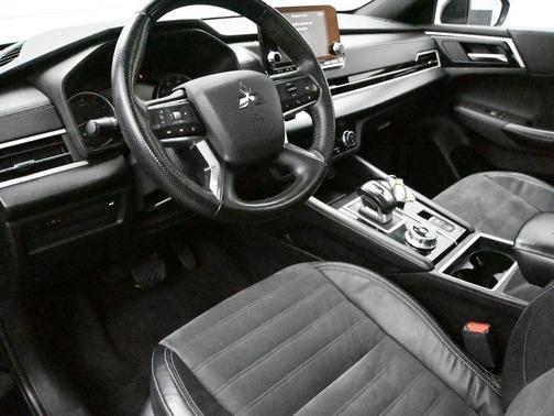 2022 Mitsubishi Outlander SE 2.5 2WD