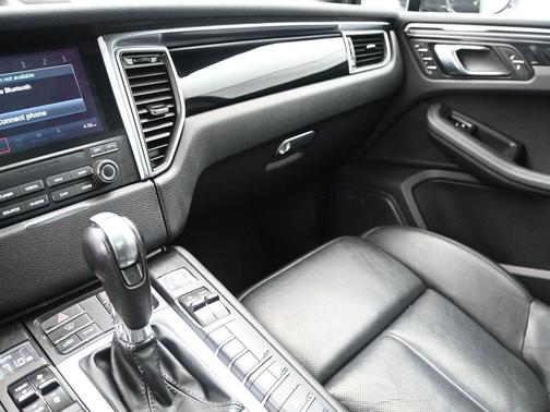 2018 Porsche Macan S