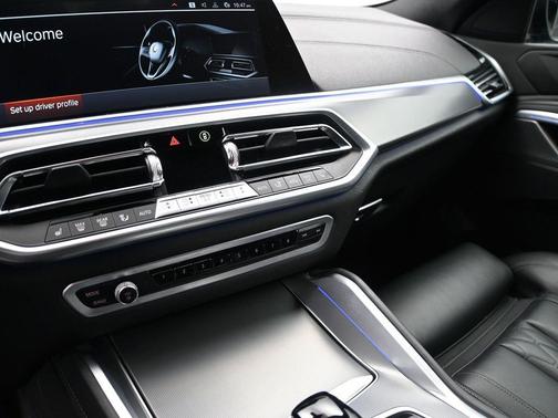 2023 BMW X6 xDrive40i