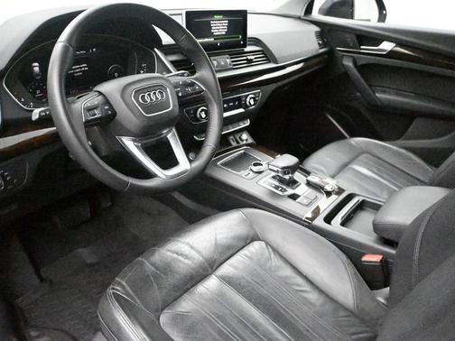 2018 Audi Q5 2.0T Tech Premium