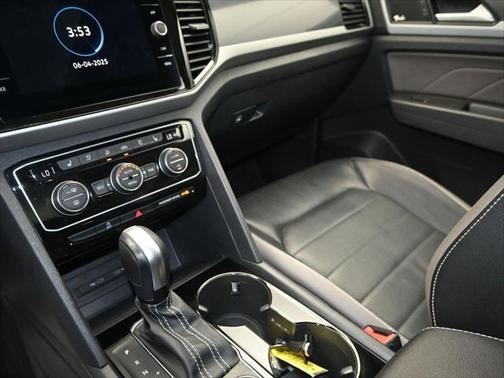 2022 Volkswagen Atlas 3.6L SEL Premium