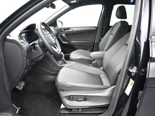 2023 Volkswagen Tiguan 2.0T SE R-Line Black 4MOTION